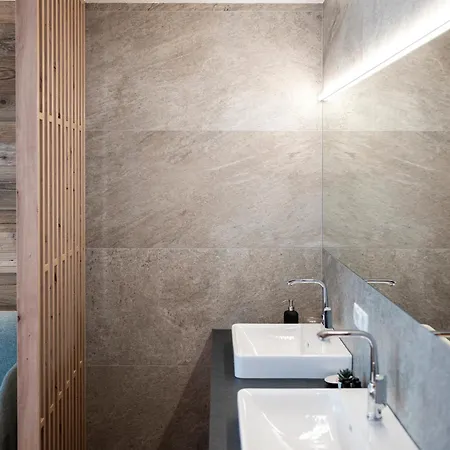 Brueggler Hotel 3*