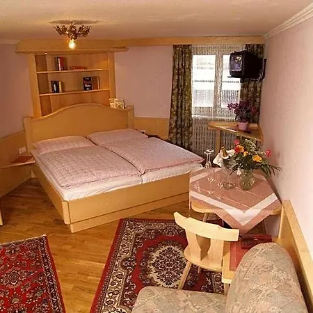 Brueggler 3*