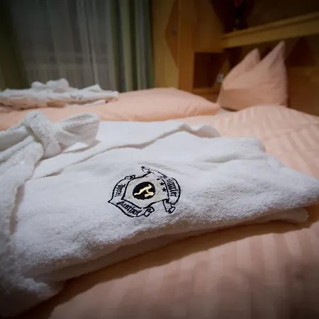 Hotel Brueggler 3*